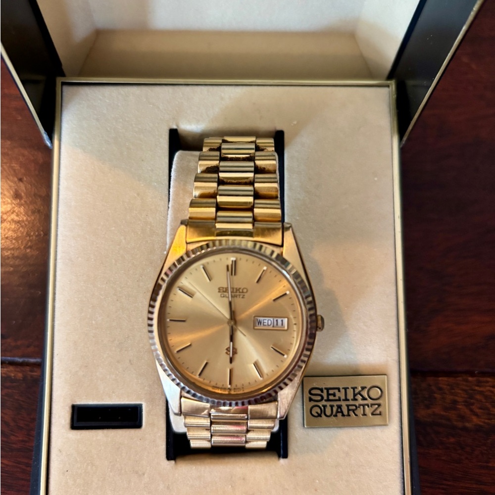 Vintage Men’s Seiko Quartz Watch